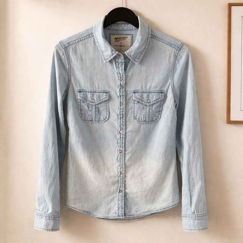 Arizona Jeans Light Blue Denim Snap Button up Shirt Collard Long Sleeve Pocket